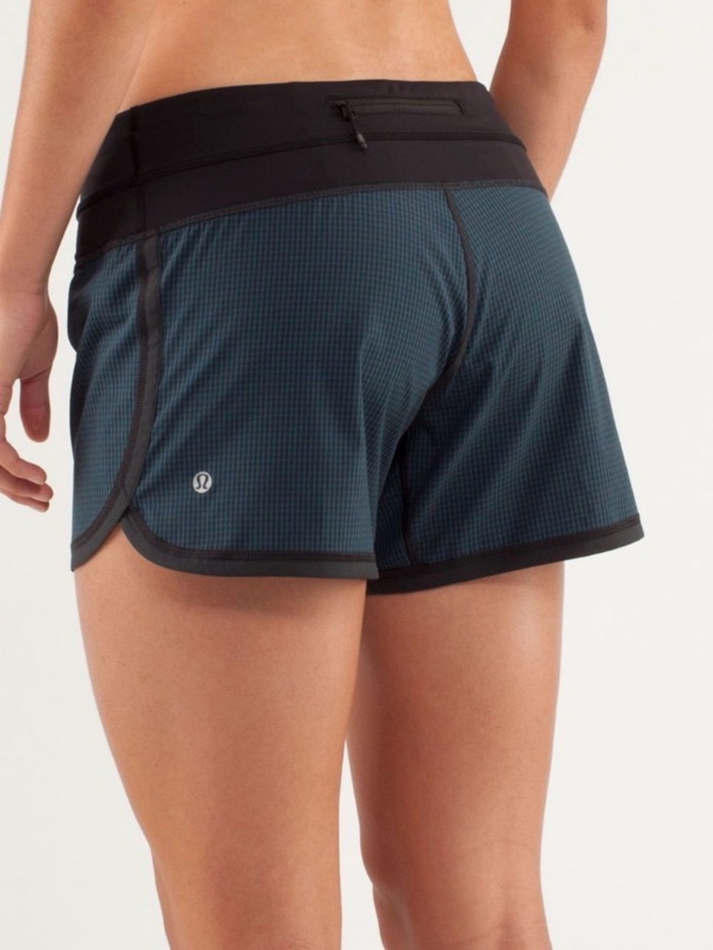 Lululemon Groovy Run Short - 8